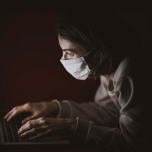 engin-akyurt-KtYvqysesC4-unsplash (1)