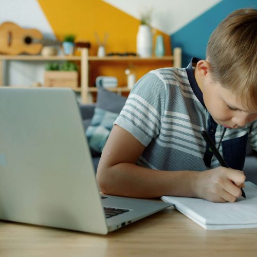 vitaly-gariev-qPl8Qy8NPyY-unsplash